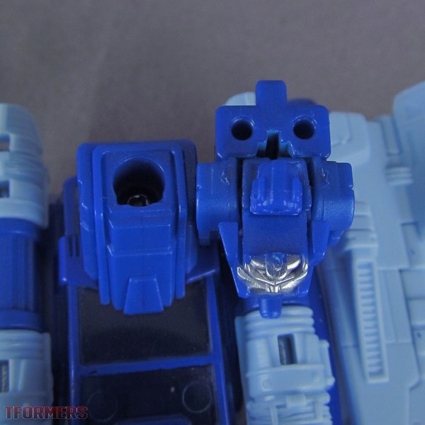 TFormers Titans Return Deluxe Scourge And Fracas Gallery 89 (89 of 95)